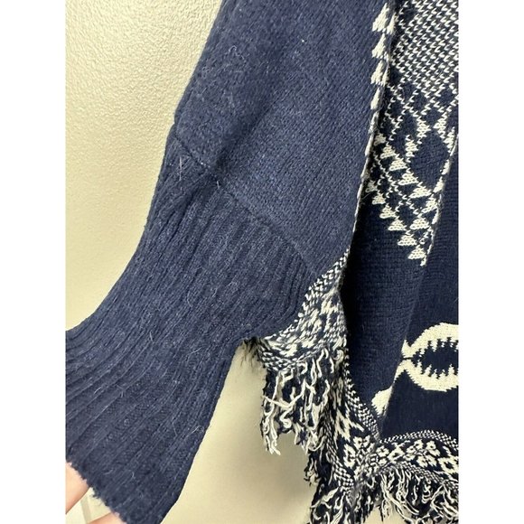 AZ Cape Poncho With Sleeves Navy With Boho Aztec Design - Picture 3 of 15